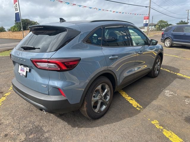 2025 Ford Escape Hybrid — detail view